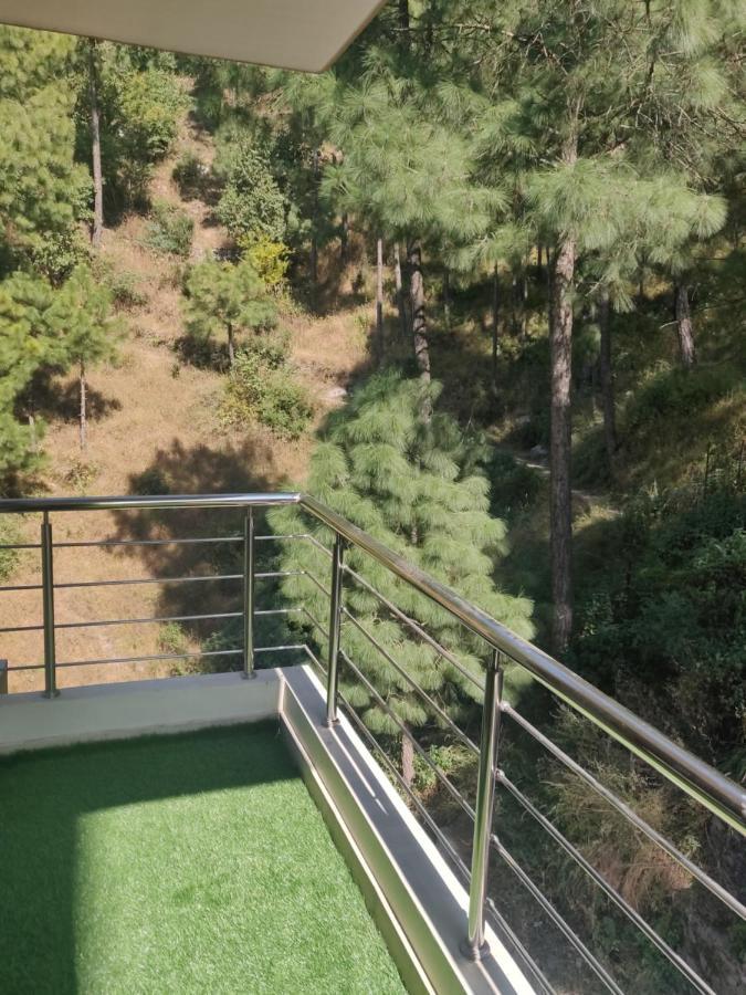 2Bhk Furnished Apartment/Near Kasauli/Barog/Luv Fun & Adventure Szolan Kültér fotó