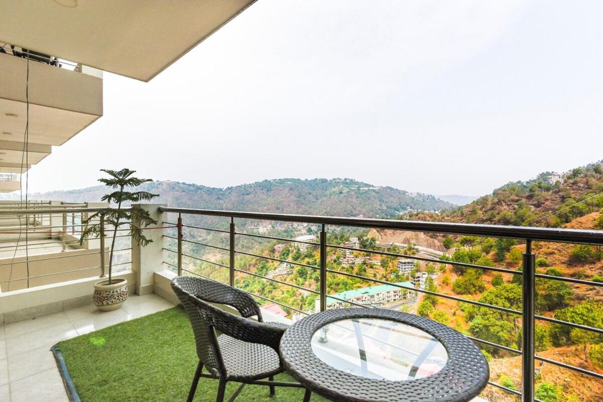 2Bhk Furnished Apartment/Near Kasauli/Barog/Luv Fun & Adventure Szolan Kültér fotó